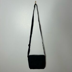 VINTAGE Sleek Black Nylon Crossbody Camera Bag❤️8x7